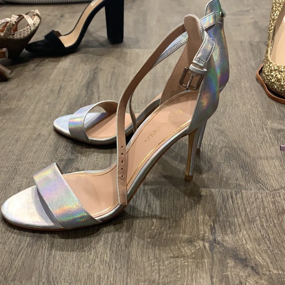 Silver pumps - Picture 2 of 2